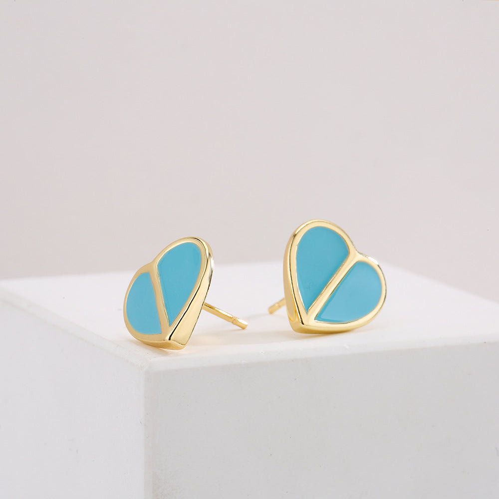 Minimalist Geometric Heart-Shaped Copper Stud Earrings with 18K Gold Plating Fresh and Unique Ear Jewelry
