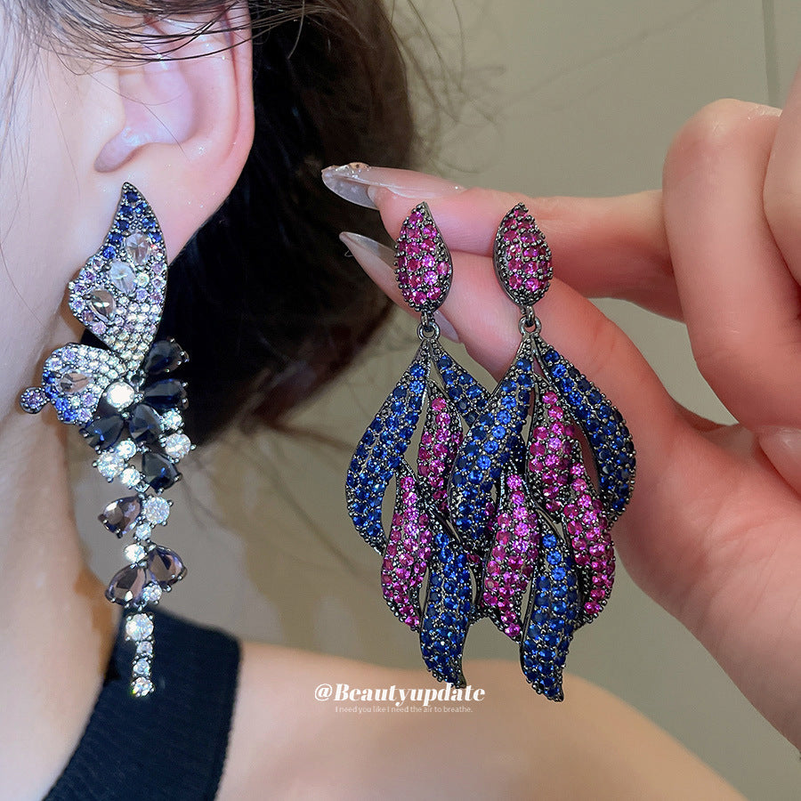 Pendientes de Cobre con Incrustaciones de Circonita en Forma de Gota de Agua Estilo Vintage con Postes de Acero Inoxidable para Mujer