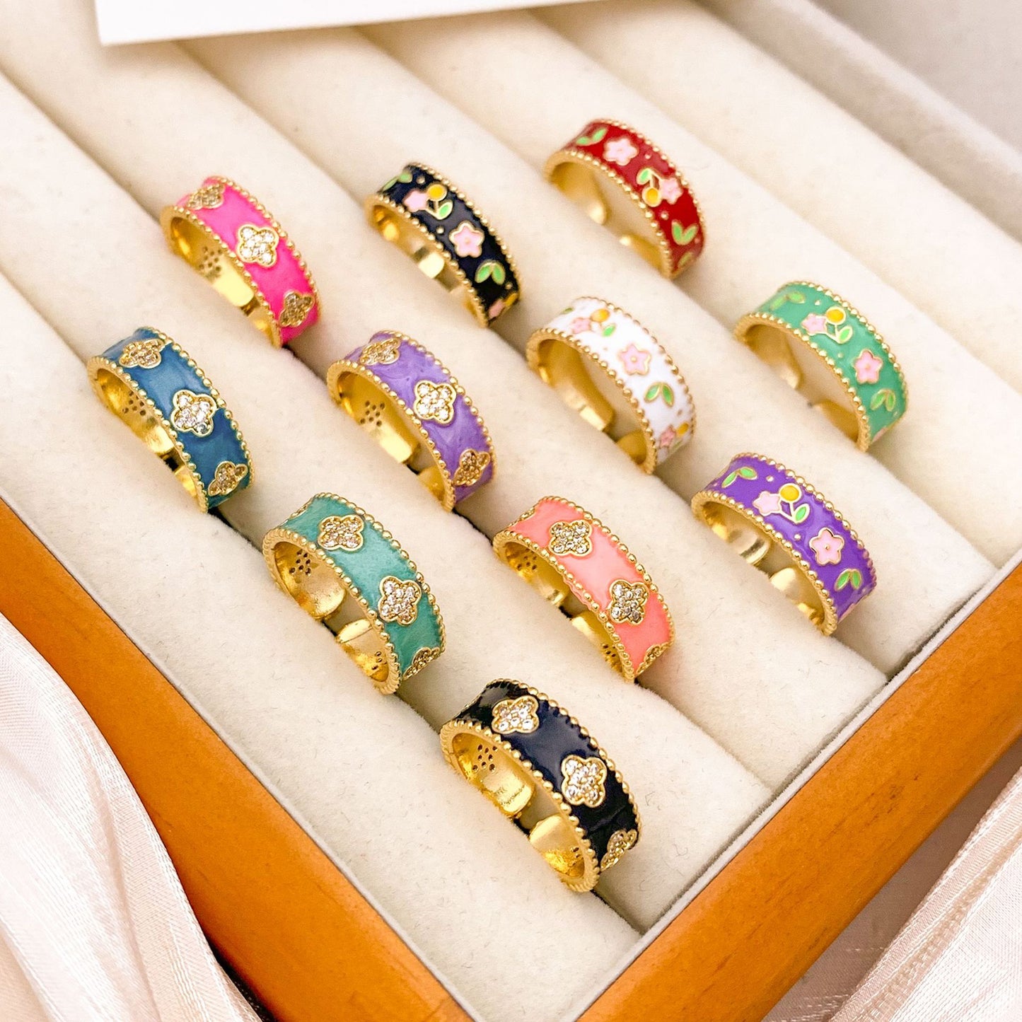 Vintage Elegant Floral Enamel Plated Alloy Ring for Women