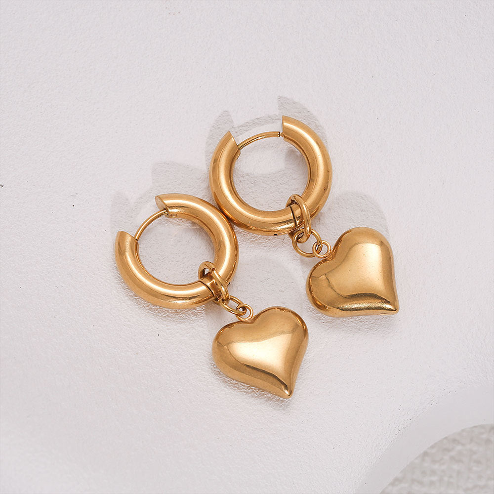 Orecchini a perno con cuore in acciaio inossidabile minimalista con finitura placcata per donna, pendenti staccabili di lusso leggeri