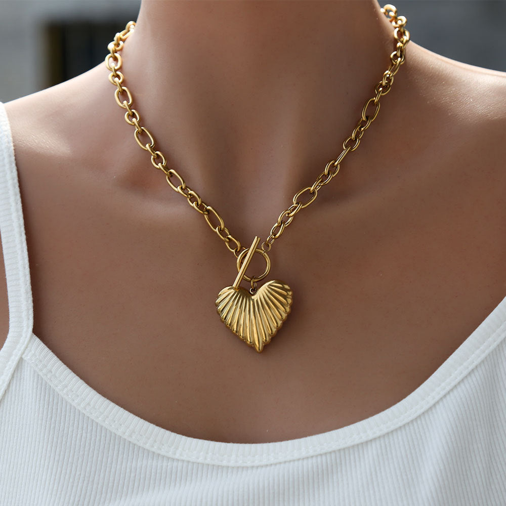 Collana con Pendente Minimalista a Cuore Placcato Oro in Acciaio Inossidabile 304 da Donna