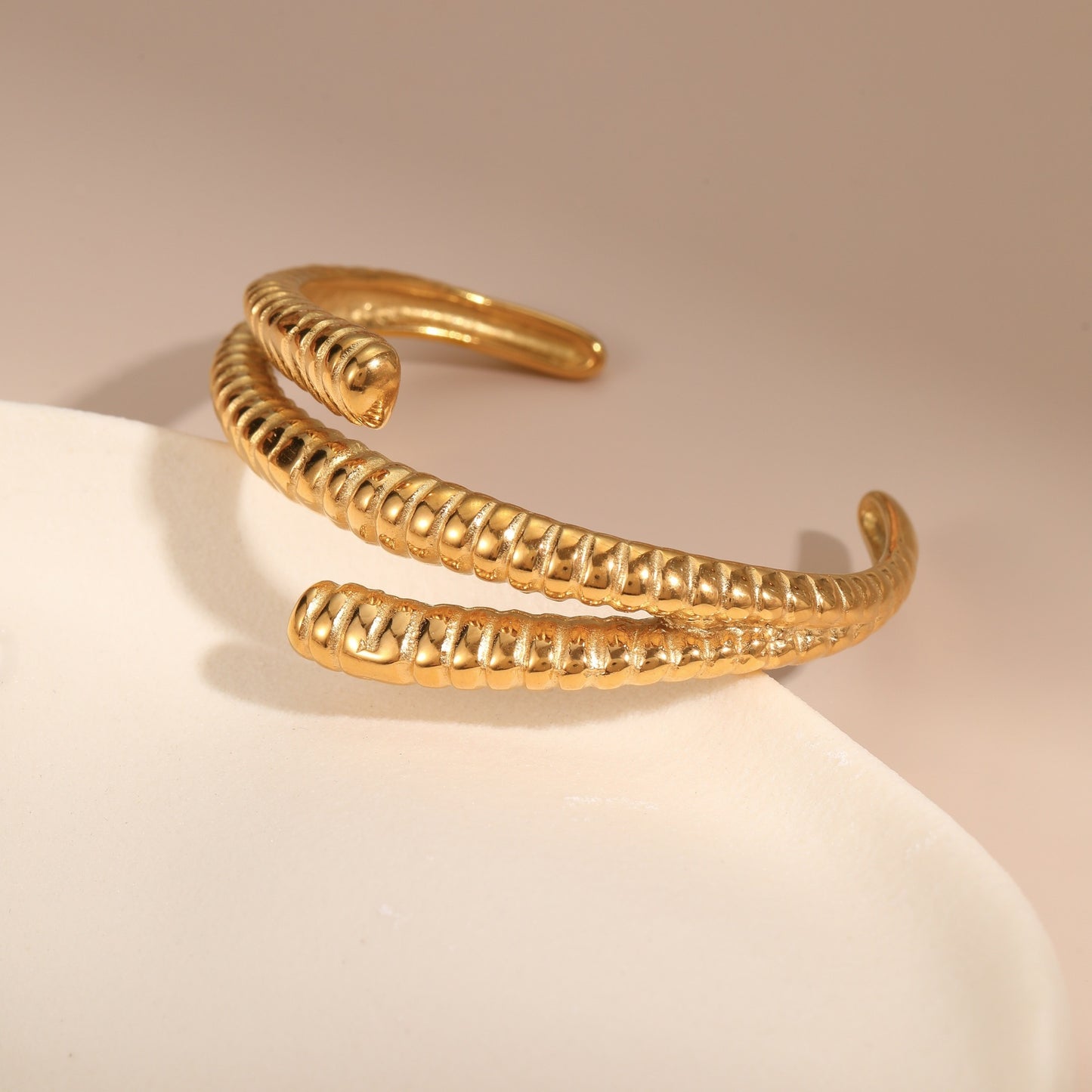Fashionable Geometric Stainless Steel Bracelet with Gold and Silver Plated Stripes for Women