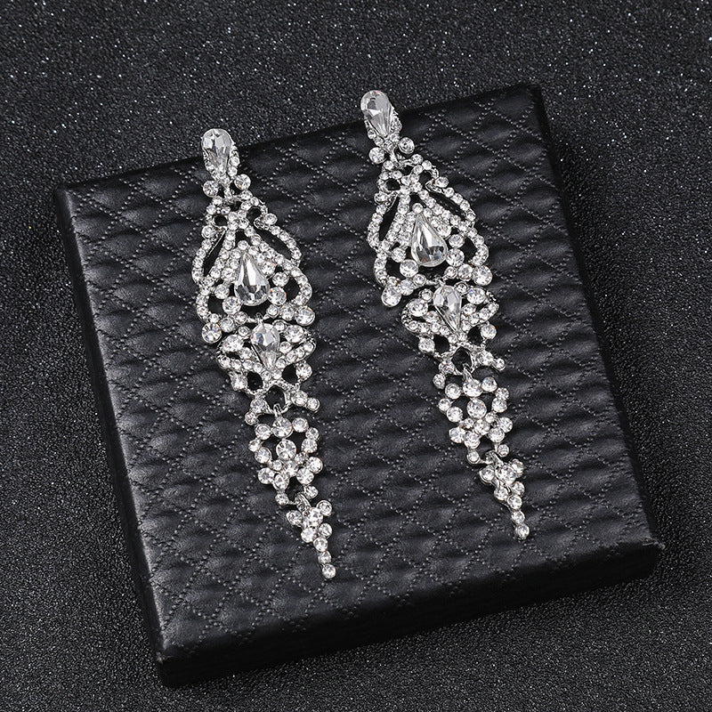 Elegant Tassel Earrings for Women Alloy Long Drop Earrings with Plated Finish for Wedding Bridal Formal Occasions