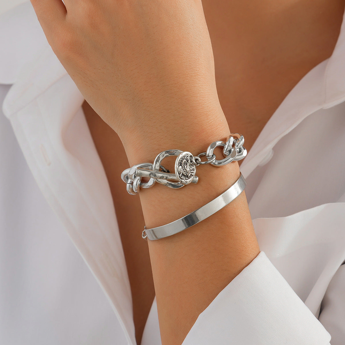 Minimalist Geometric Irregular Pearl Plated Alloy Bracelet for Women