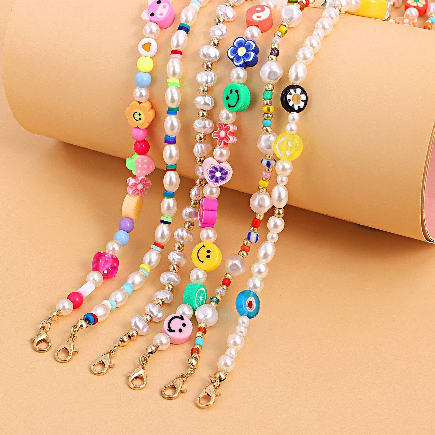 Fashion Pearl Necklace with Cartoon Fruit Shape Pendant, Soft Clay Smiley Design, Adjustable Cord Chain for Women