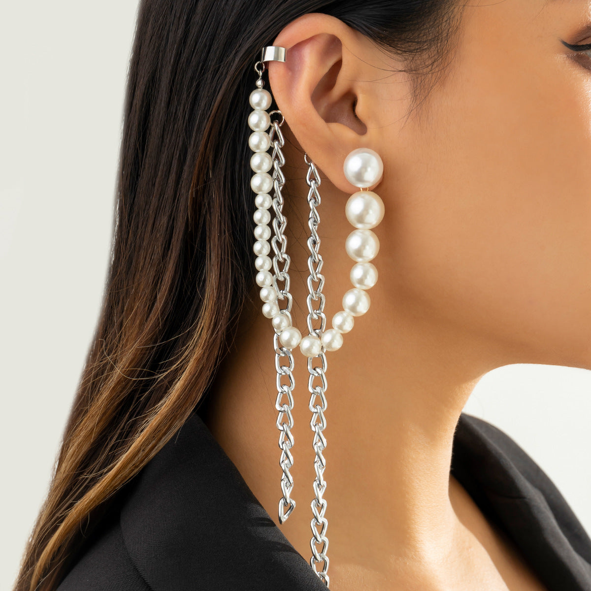 Orecchini in Metallo Elettroplaccato Stile Geometrico con Nappe e Catene per Donna