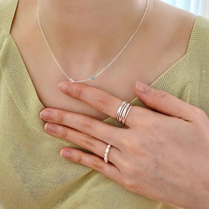 Collar con Colgante Geométrico Minimalista de Plata de Ley 925 con Baño de Oro y Detalles de Circonita en Cadena de Eslabones