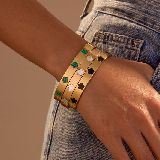 Fashionable OL Style Floral Shape Mother-of-Pearl Inlay Stainless Steel Bracelet with Plated Finish for Women