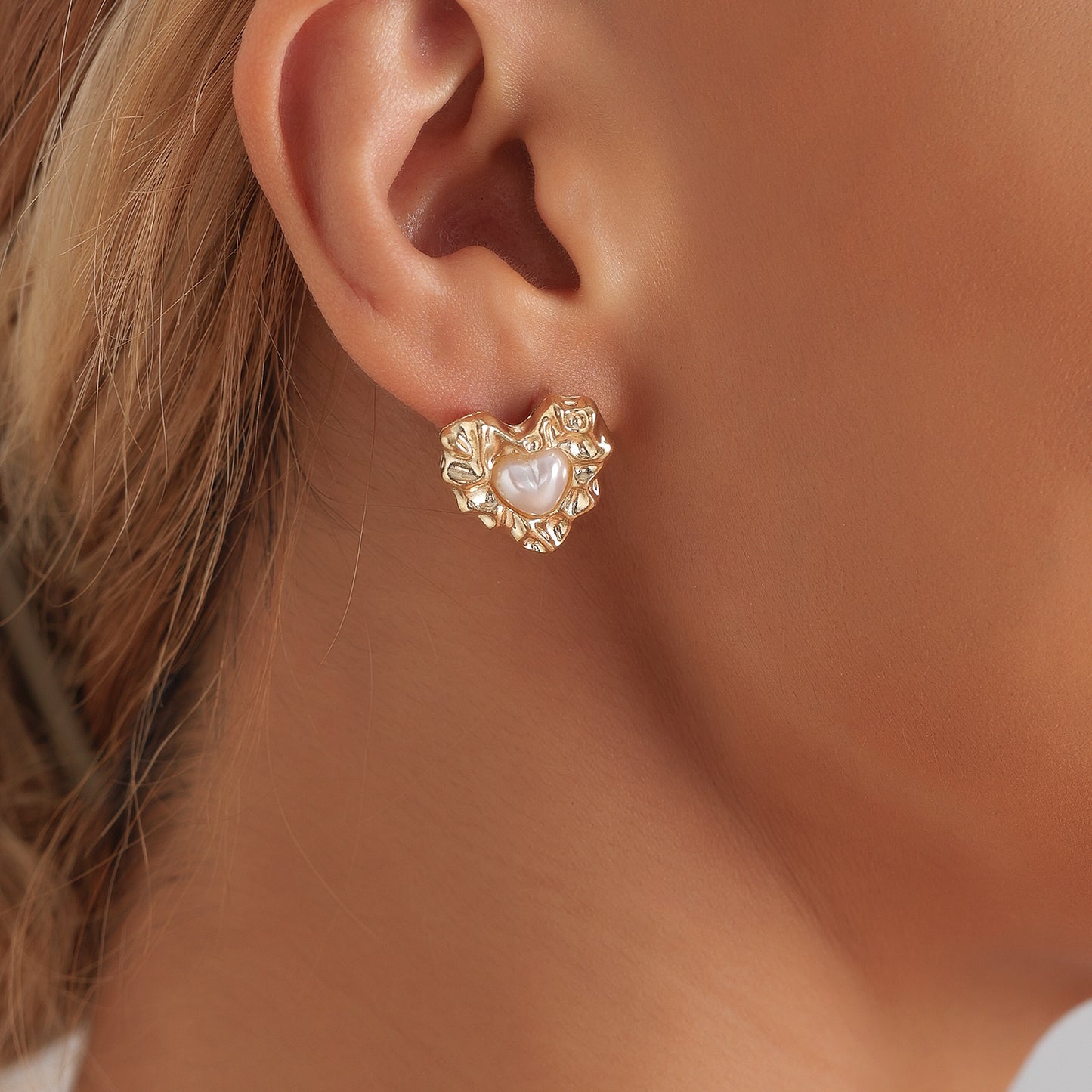 Minimalist Alloy Heart-Shaped Earrings with Pearl-Like Finish and Plated Surface for Women