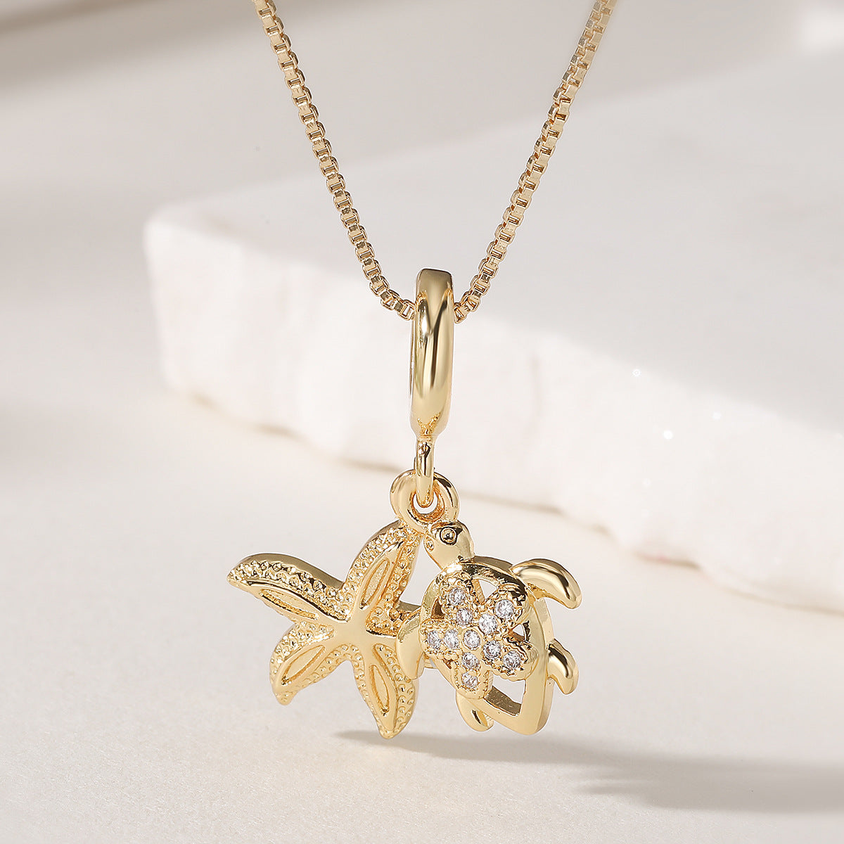 Minimalist 18K Gold Plated Brass Drip Oil Geometric Turtle Pendant Necklace for Women