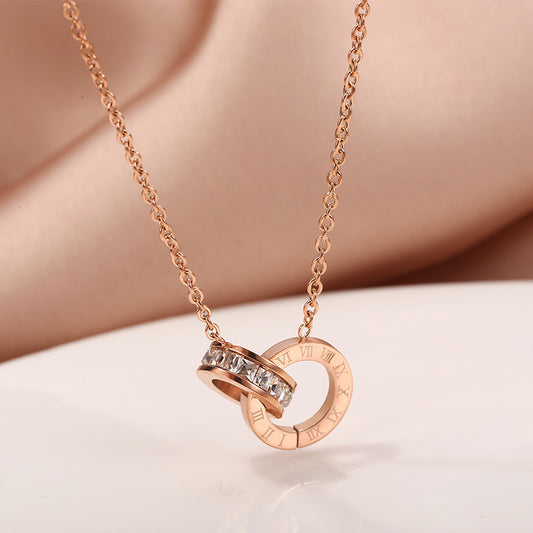 Collana in Acciaio al Titanio Geometrica alla Moda per Donna con Placcatura in Oro Rosa, Catenina Corta alla Clavicola, Gioiello Regalo