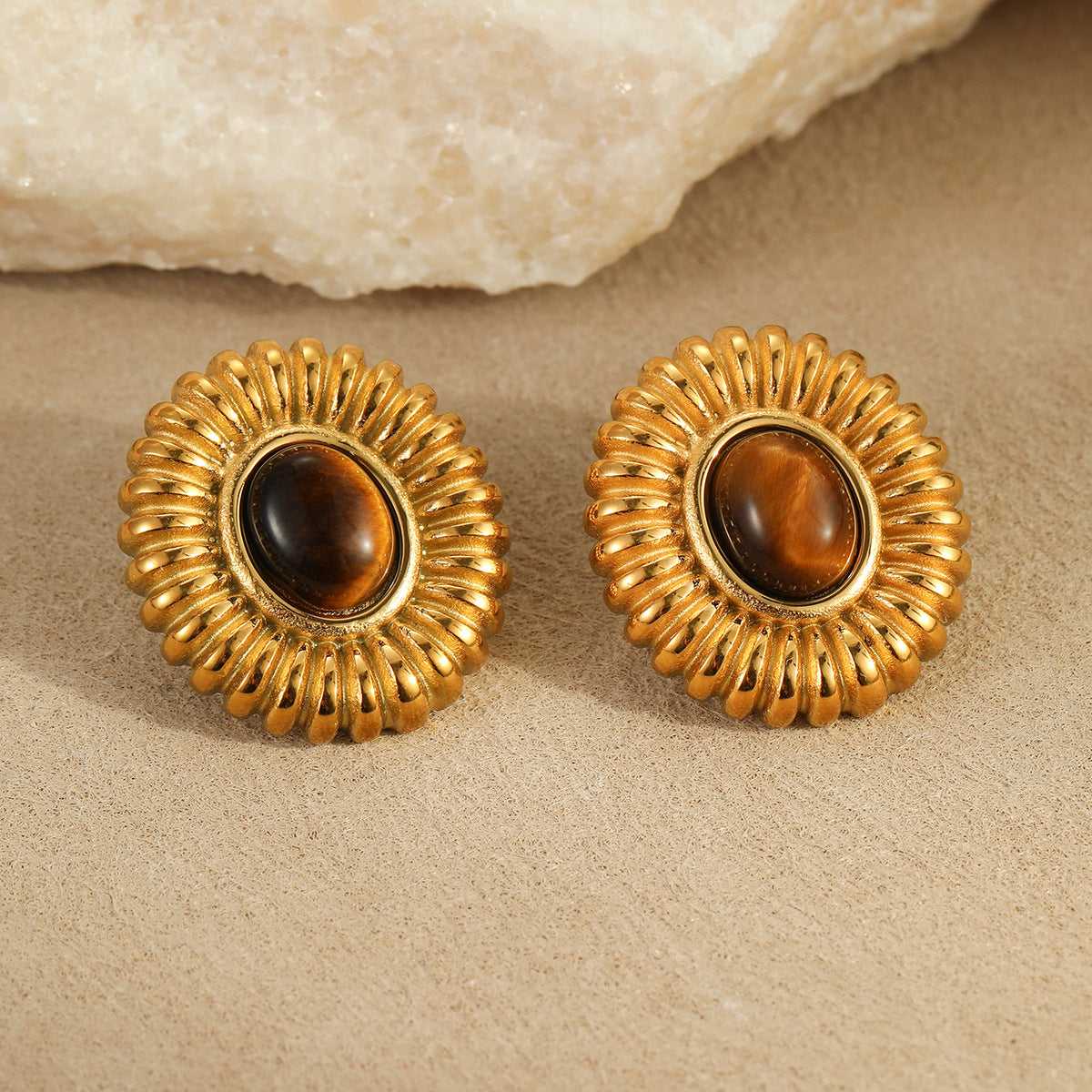 Pendientes de botón de ágata ojo de tigre con diseño geométrico de estilo vintage en acero inoxidable con baño de oro para mujer