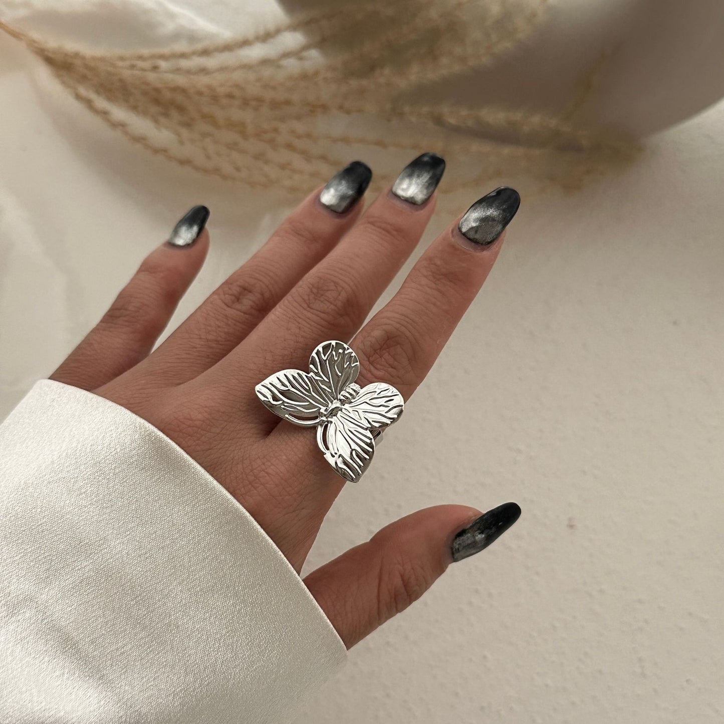 Heavy-Duty Polished Double Teardrop Oval Alloy Bracelet Set