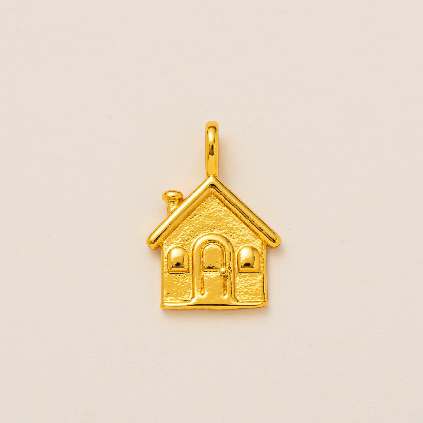 Ciondolo Minimalista placcato oro in ottone a forma di cuore con strass e barretta quadrata