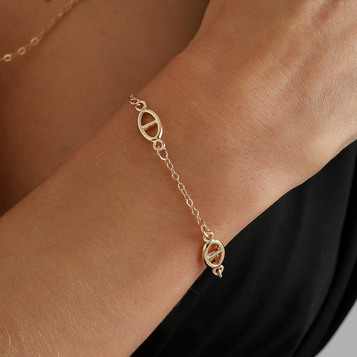 Minimalist Luxury Geometric Alloy Plated Double Layer Pig Nose Necklace for Women and Men