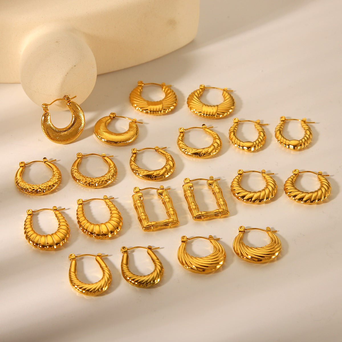 Fashion Geometric Textured U-Shaped 18K Gold Plated Stainless Steel Earrings for Women