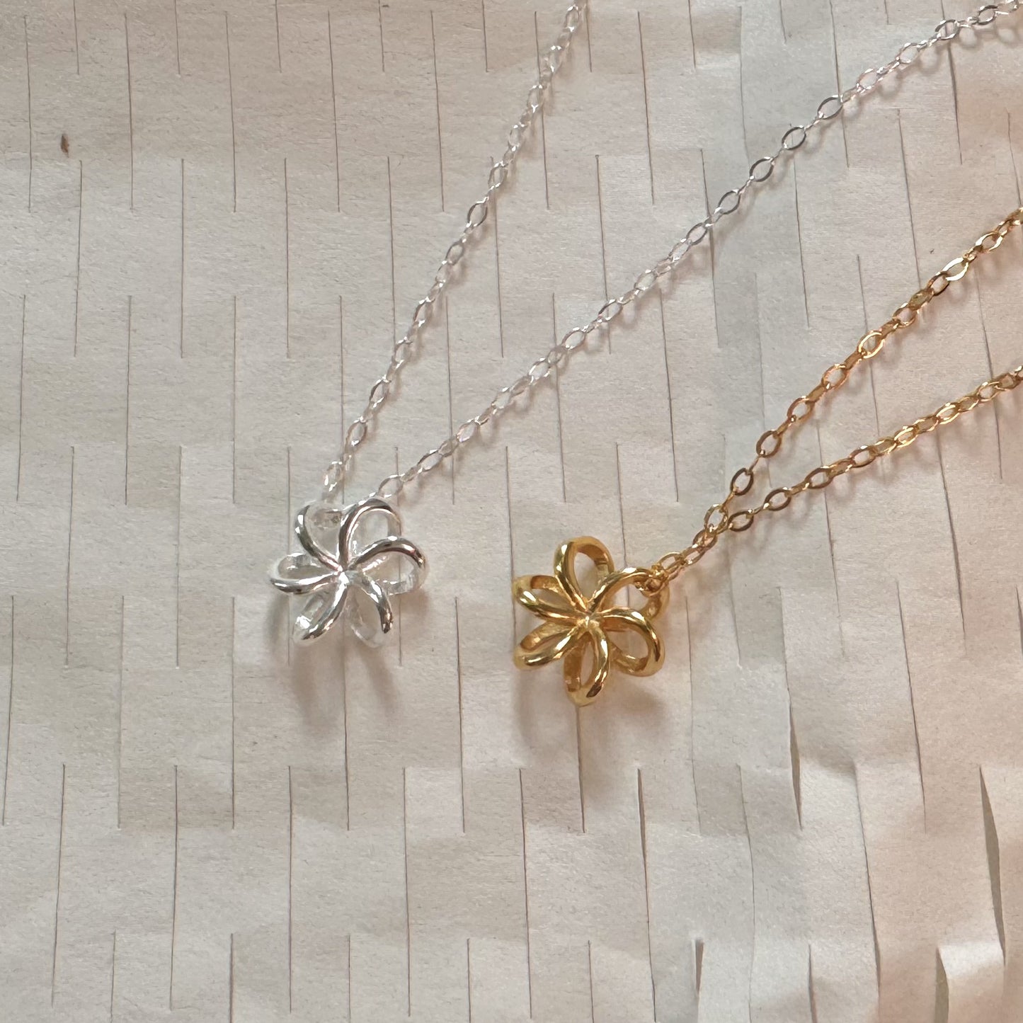 Minimalist Floral Geometric Pendant Necklace in 925 Sterling Silver with Gold Plating on Cross Chain