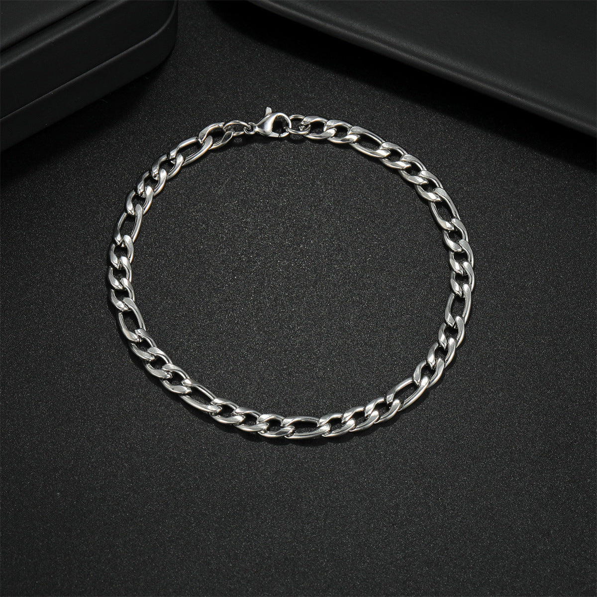 Minimalist Geometric Cuban Link Bracelet for Men in Titanium Steel with Plated Finish