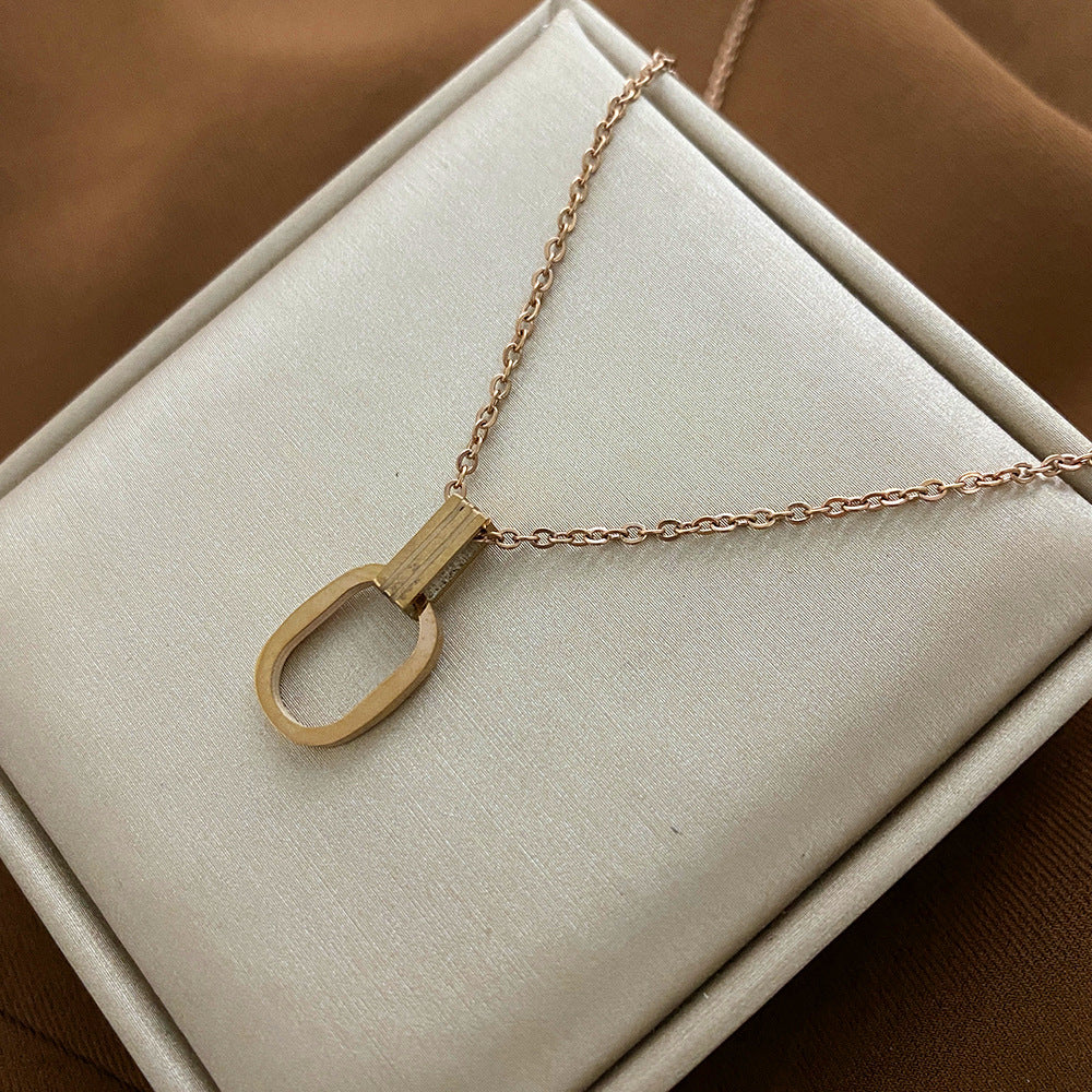 Minimalist Animal-Shaped Titanium Steel Clavicle Necklace for Women with Electroplated Finish and Irregular Design