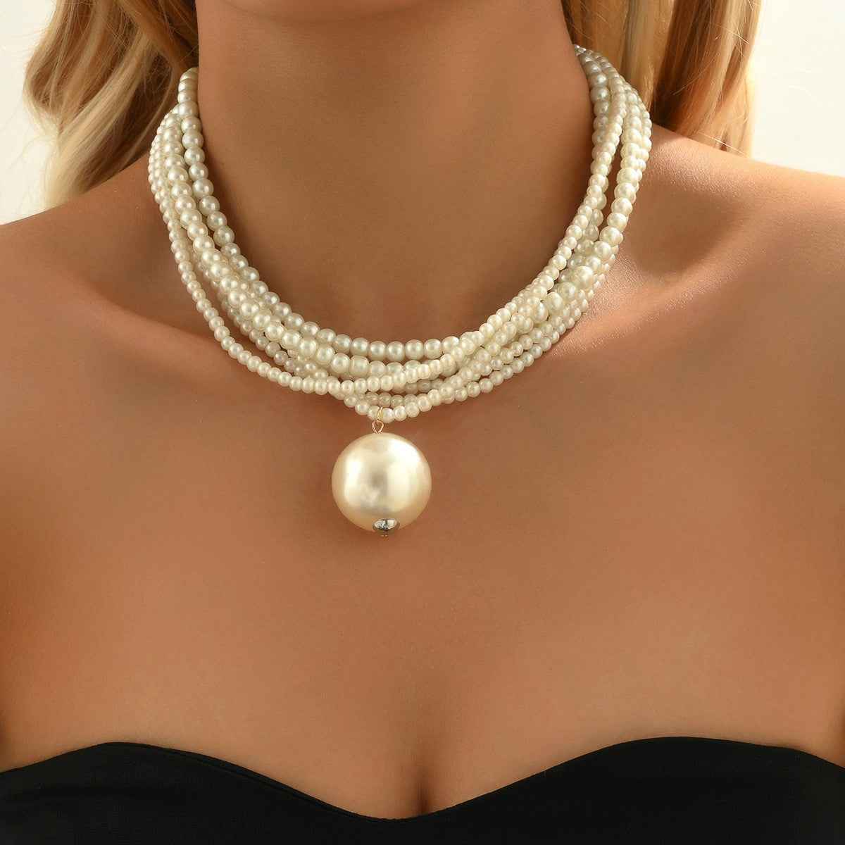 Collana per donna con perle a strati a forma di U, design geometrico minimalista, con pendente in madreperla e catenina standard