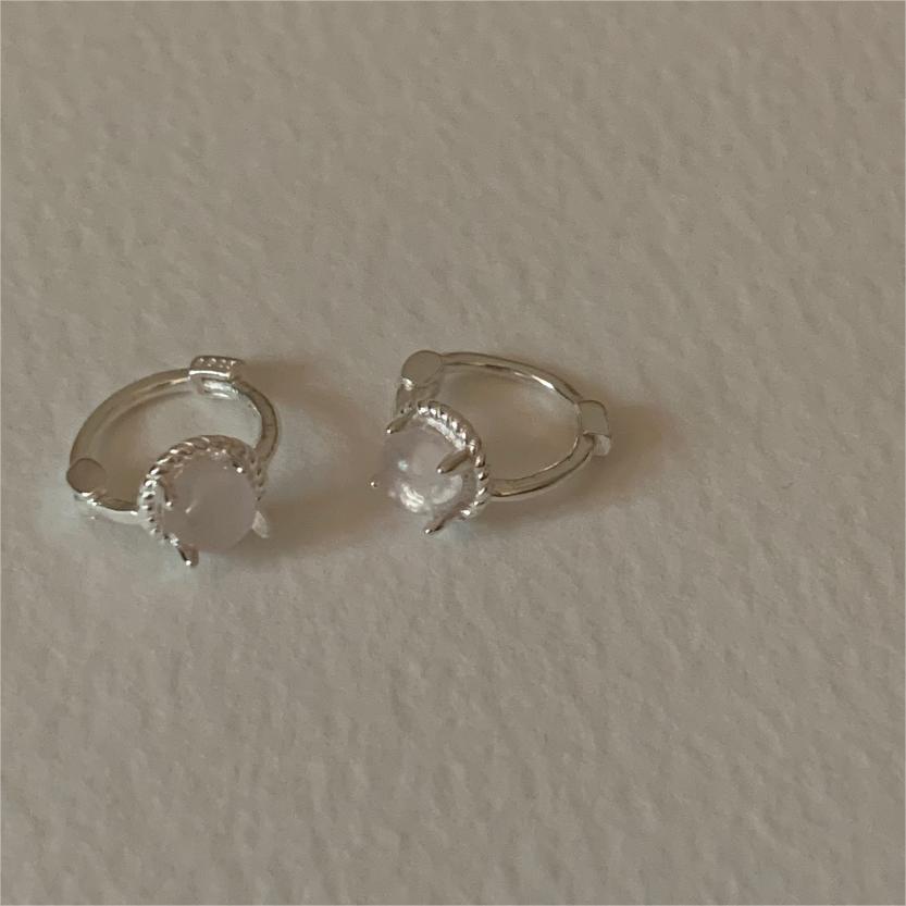 Minimalist Cat's Eye Earrings in 925 Sterling Silver with Geometric Faceted Cubic Design