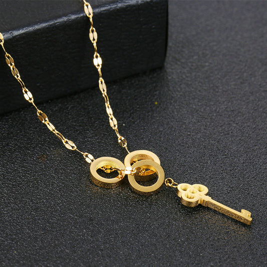 Collar con colgante de llave minimalista y geométrico de acero de titanio para mujer con chapado en oro, cadena de clavícula