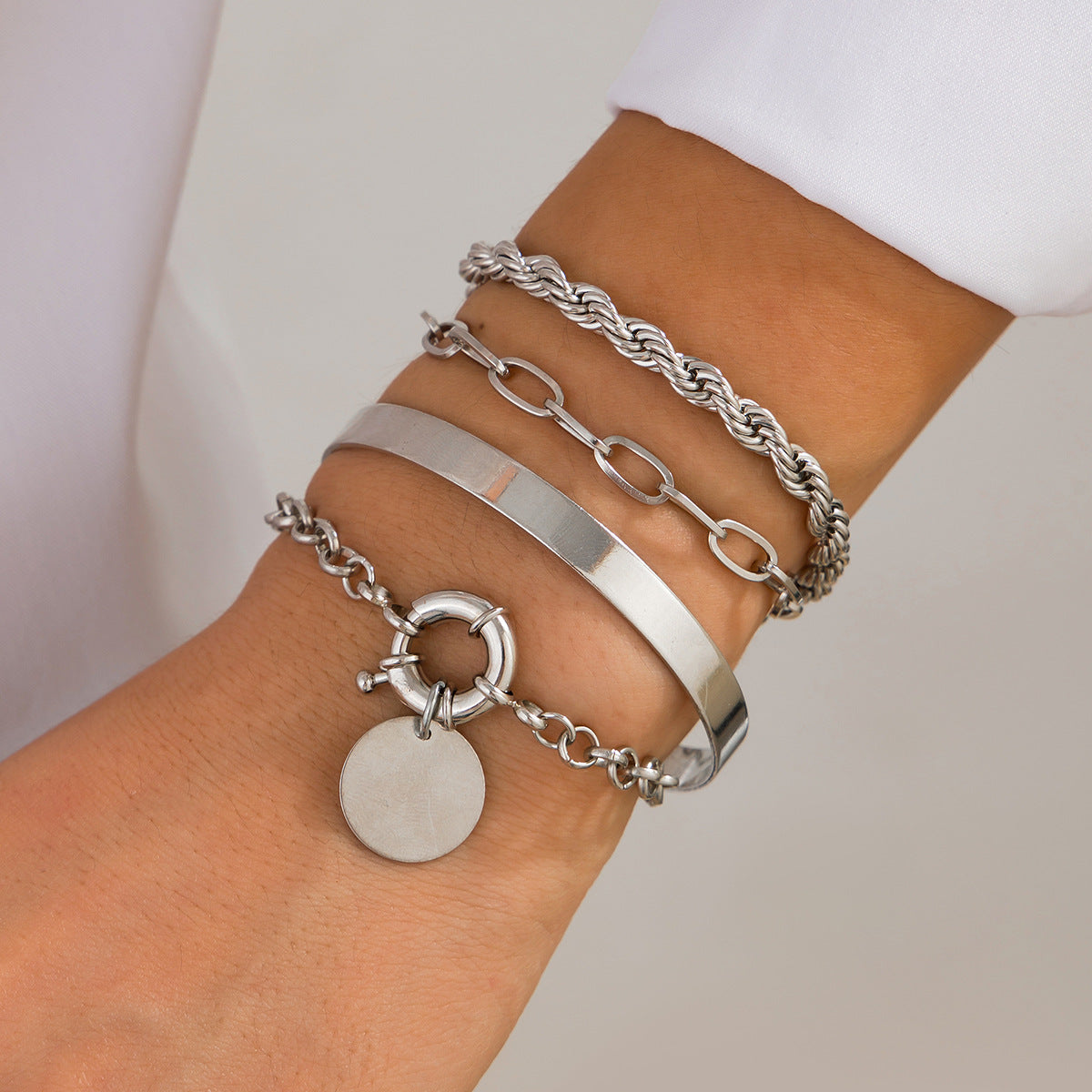 Minimalist Style Pearl-Style Beaded Portrait Pendant Bracelet with Heart and Star Charms, Plated Finish