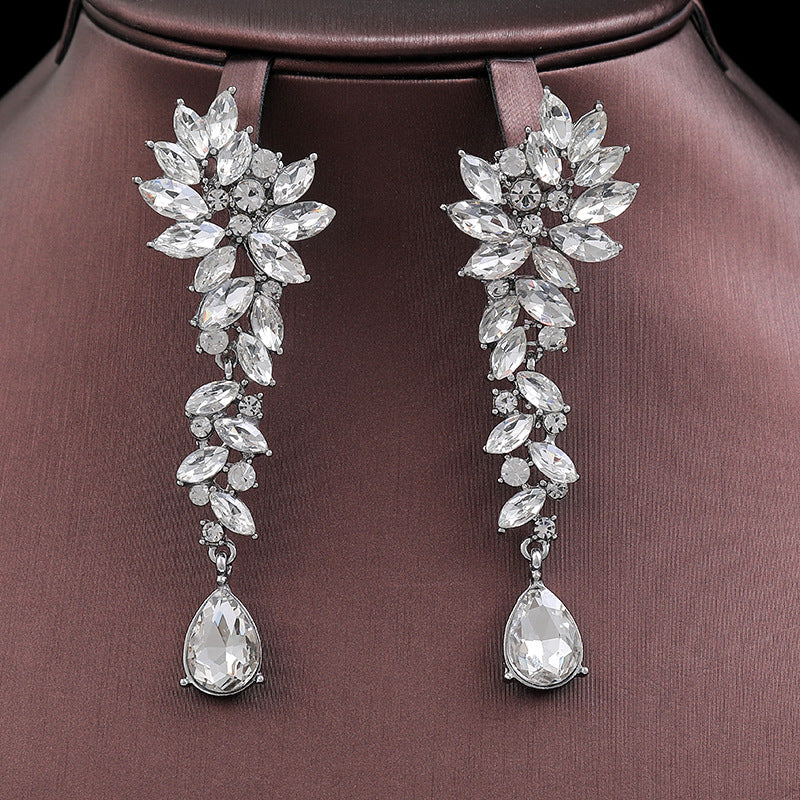 Fashionable Drip-Shaped Alloy Earrings with Plated Finish for Women Featuring Floral Leaf and Tree Motifs