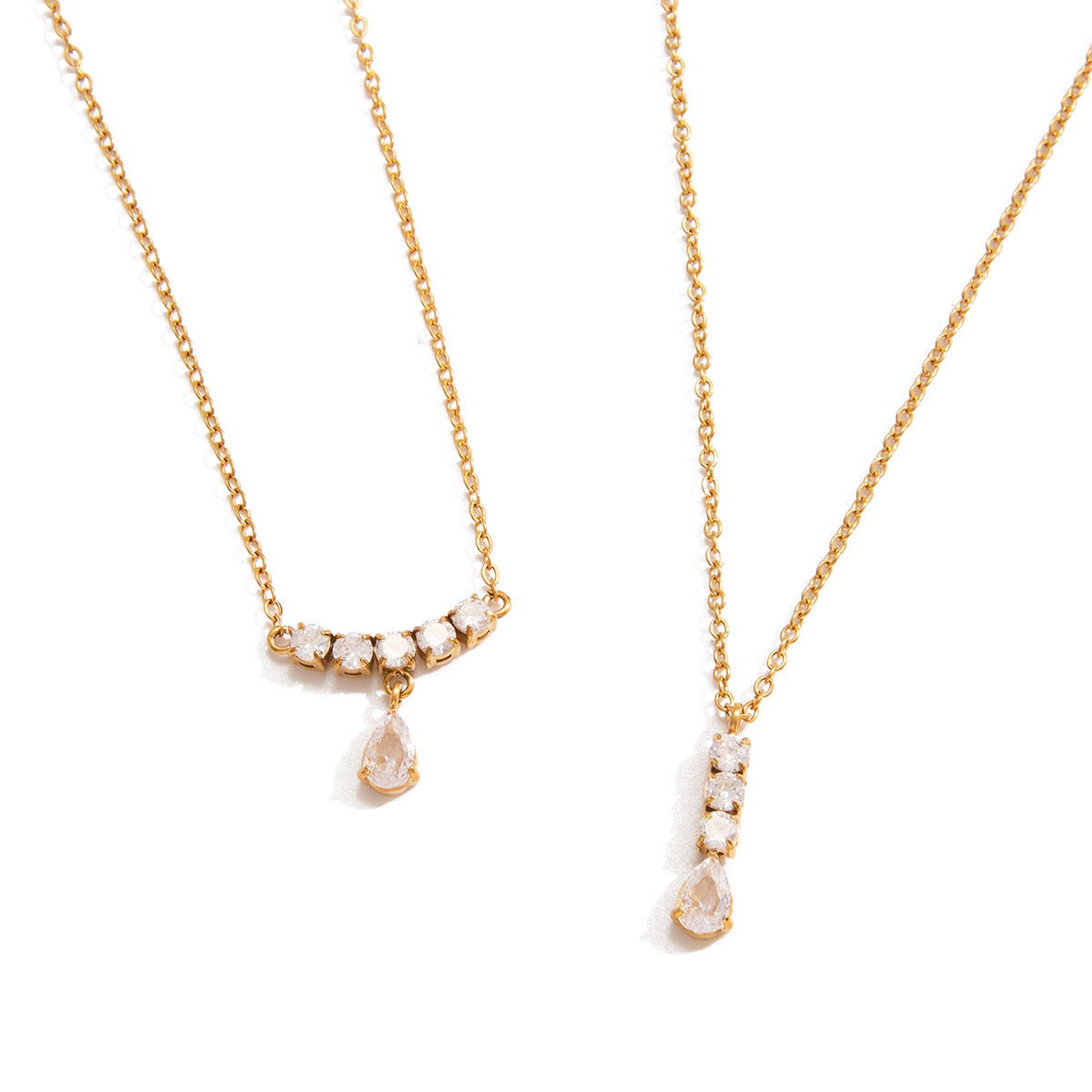 Collana in Acciaio Inox Dorato a Ventaglio Geometrico con Zirconi, Catena Pendente in Acciaio Inossidabile Placcato Oro Sottovuoto PVD da Donna