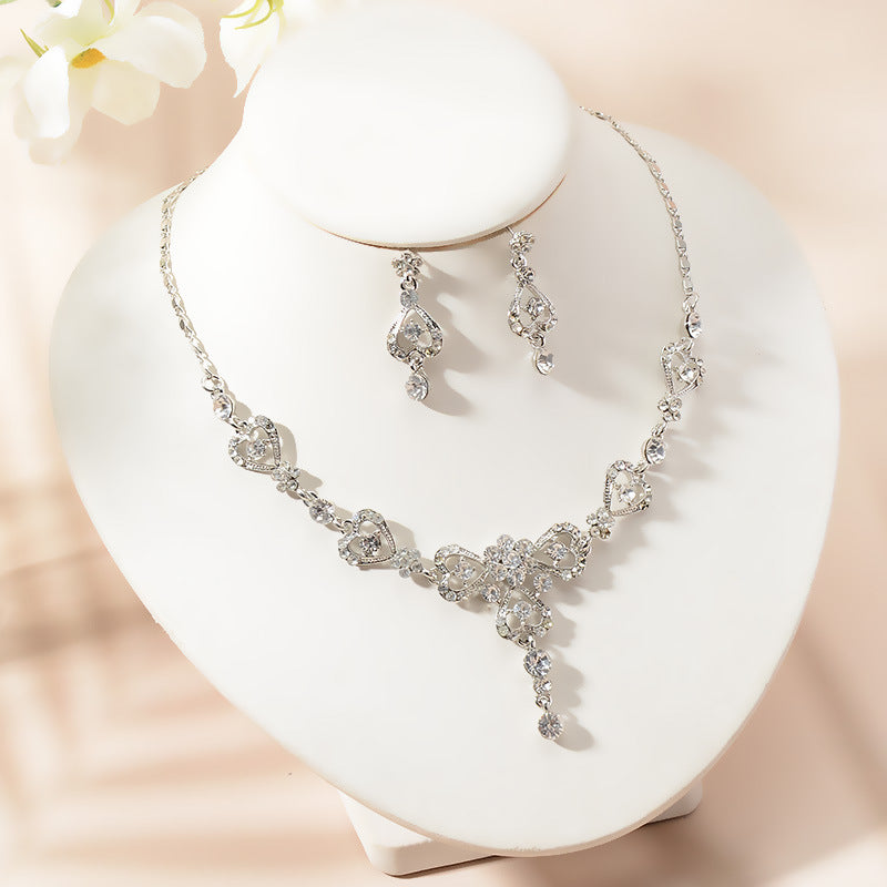Parure di collana e orecchini floreali eleganti placcati con strass da donna per matrimoni e feste