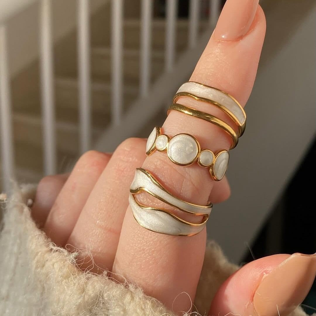 Anello Aperto Geometrico Minimalista per Donna e Uomo in Acciaio Inossidabile Placcato Oro con Motivi Floreali, Albero e Girasole
