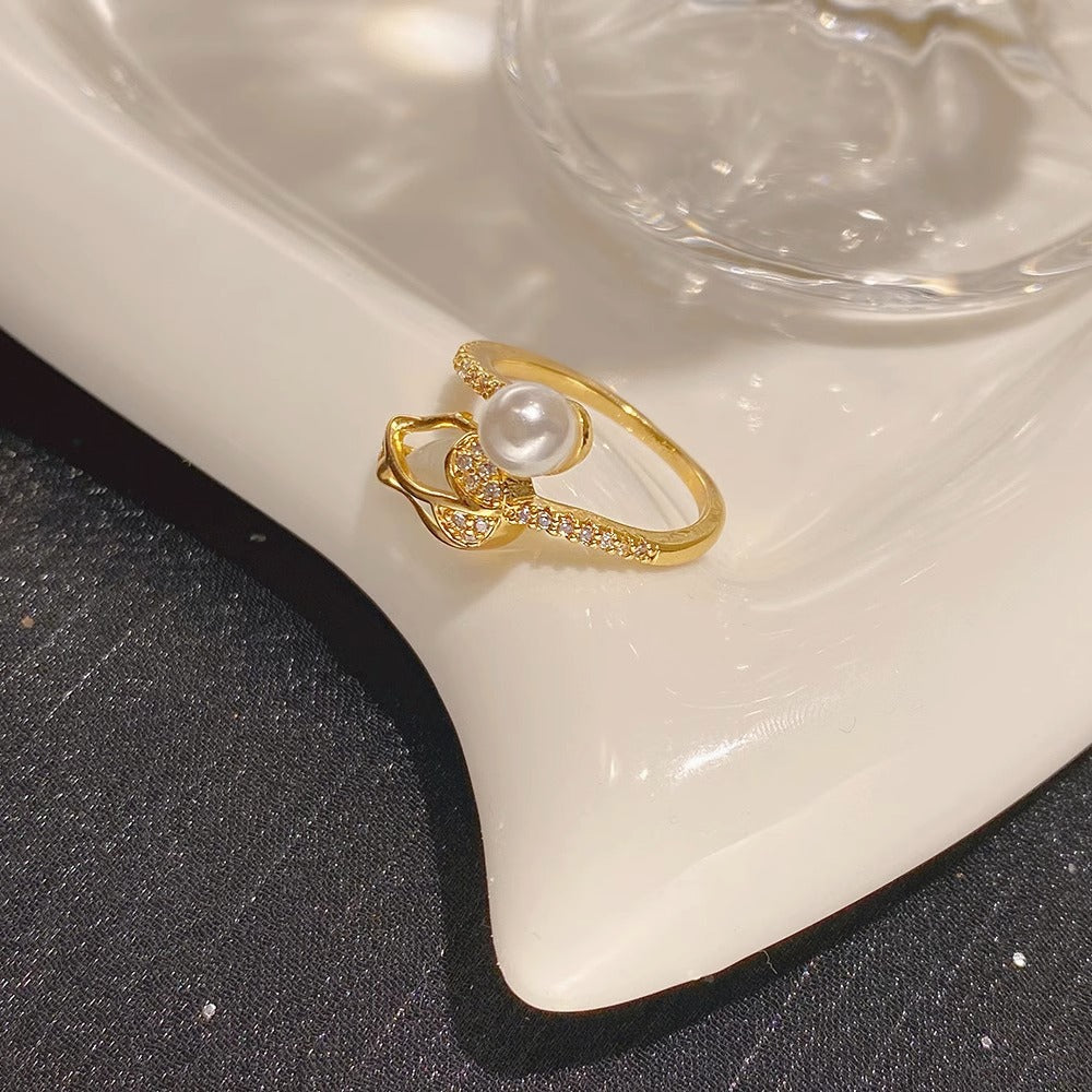 Minimalist Letter-Shaped Gold-Plated Copper Adjustable Ring for Women with Luxe Feel and Index Finger Styling