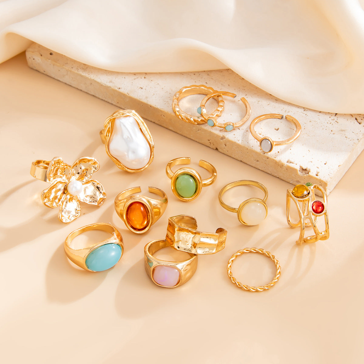 Sweet Geometric Floral Resin Ring with Faux Pearl Inlay Plated Finish for Women