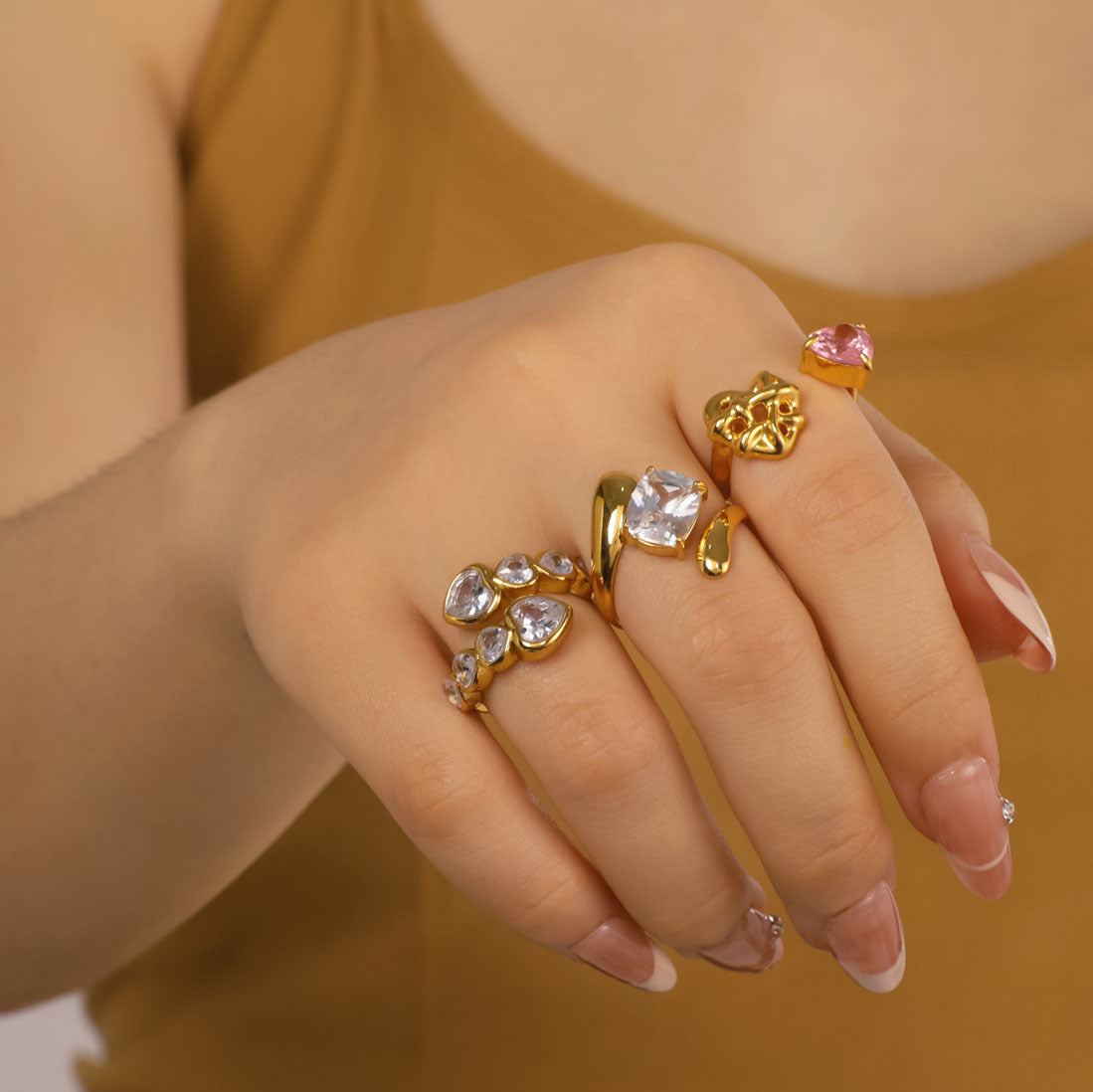Vintage-Inspired Geometric Stainless Steel Ring with Rhinestone Inlay and Plated Finish Unisex Fashion Jewelry