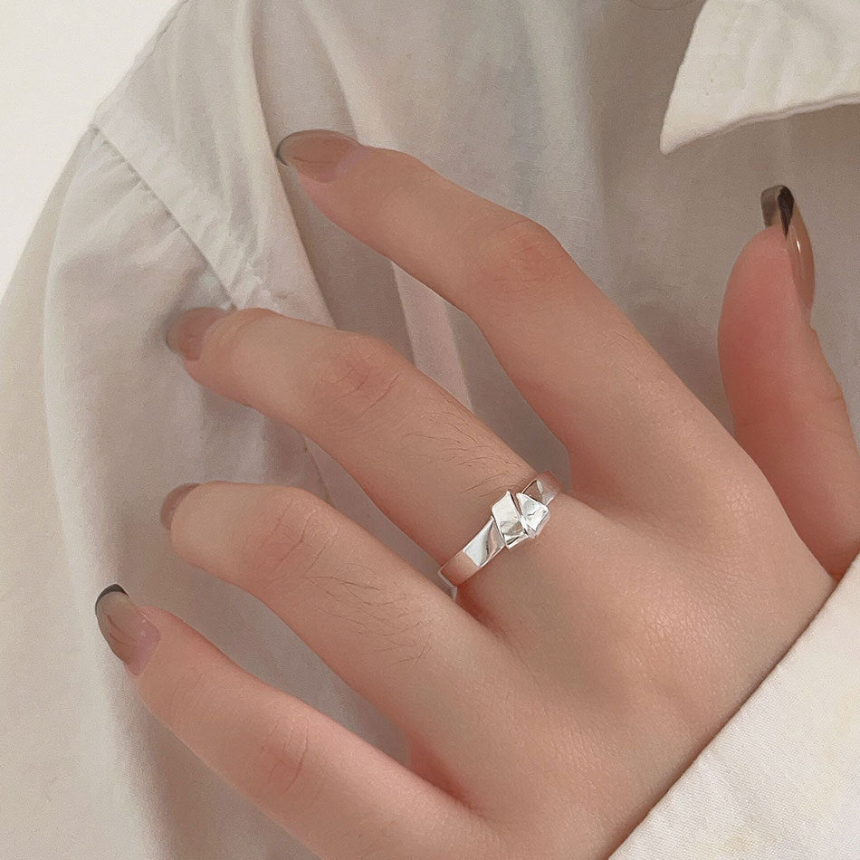 Minimalist Heart-Shaped 925 Sterling Silver Knotted Ring with Beveled Square Accents for Women