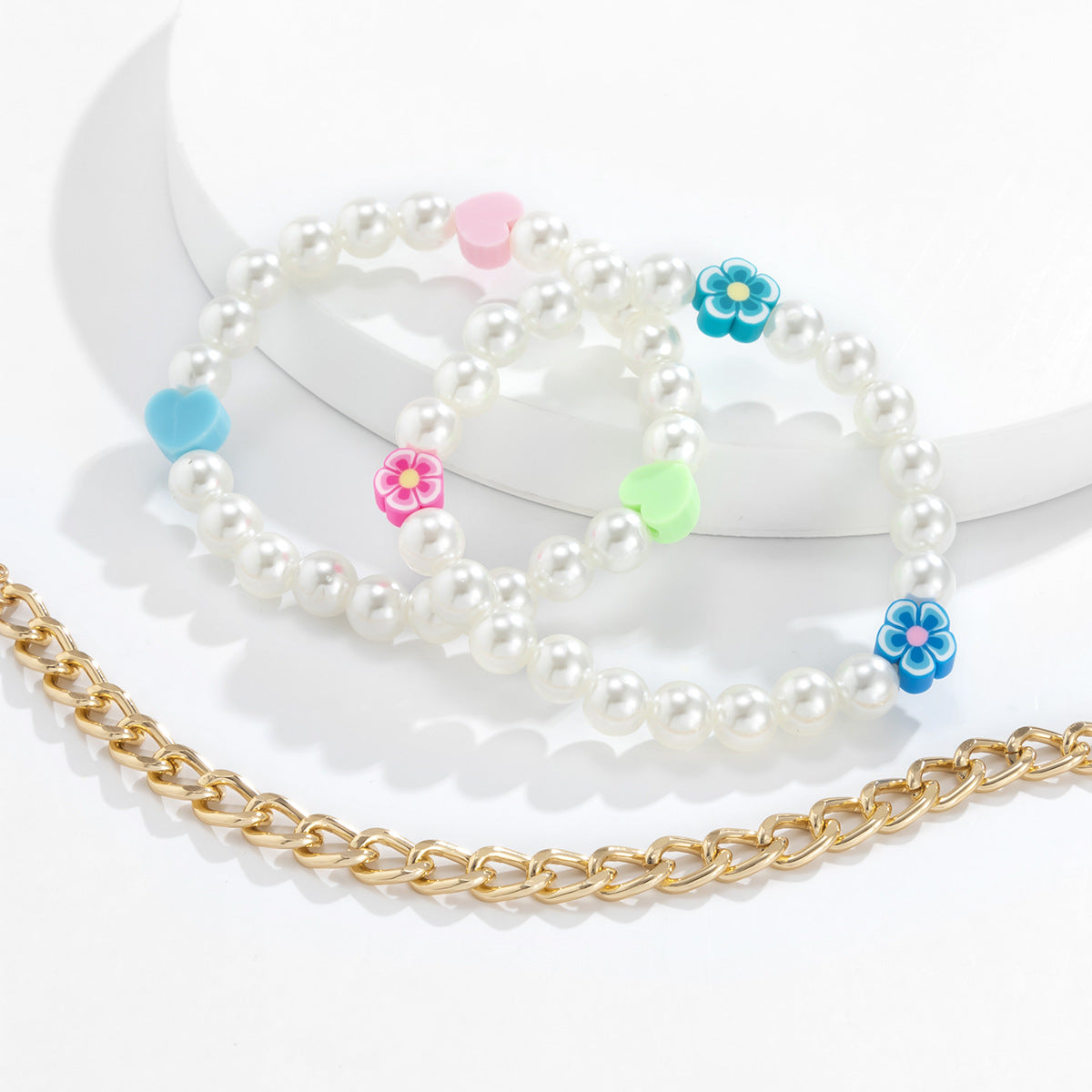 Vintage Bohemian Heart Daisy Acrylic Resin Imitation Pearl Beaded Bracelet Set for Women
