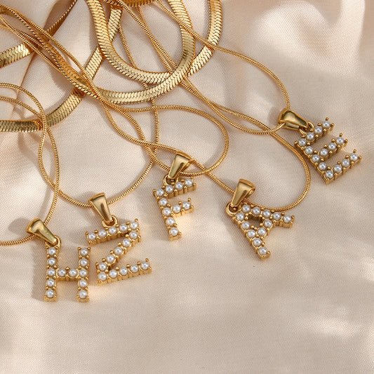 Collana con Pendente a Lettera alla Moda in Acciaio Inossidabile con Finitura Placcata e Catena Serpentina da Donna