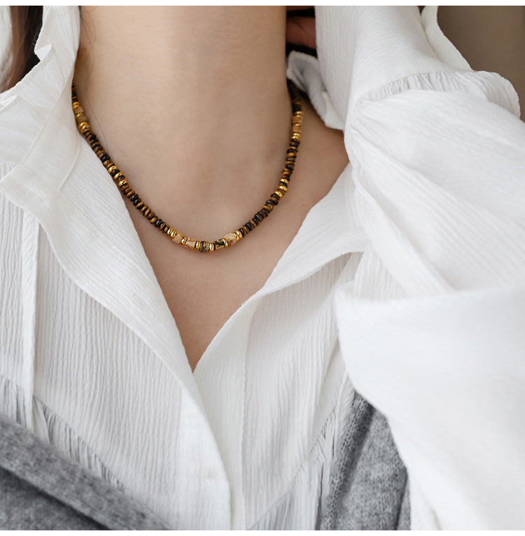 Collana con Ciondolo Vintage a Occhio di Tigre Geometrico Placcata Oro 18K Lunga per Maglione da Donna