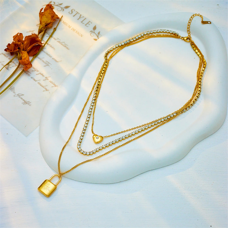 Collar con colgante de candado multicapa minimalista punk con forma de corazón en acero de titanio con acabado chapado