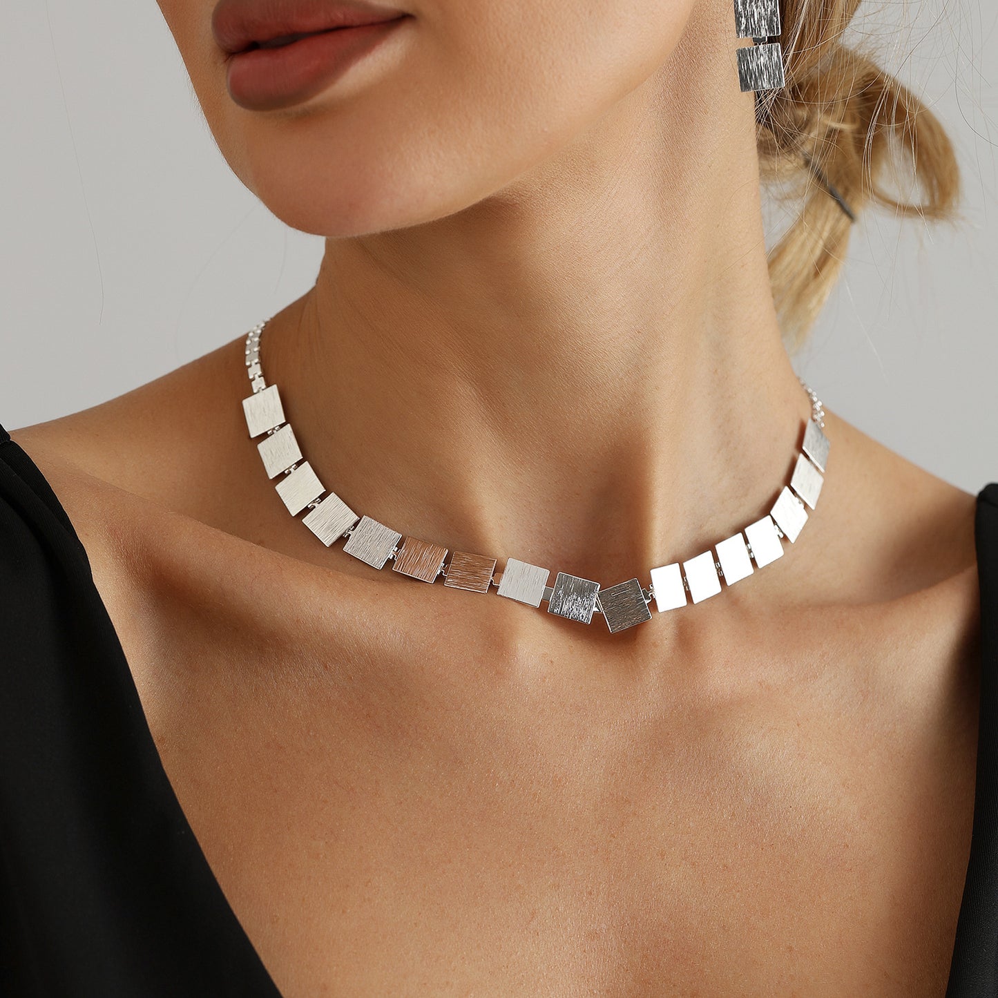 Vintage Geometric Square Brushed Alloy Necklace Casual Plated Pendant Chain for Women and Men
