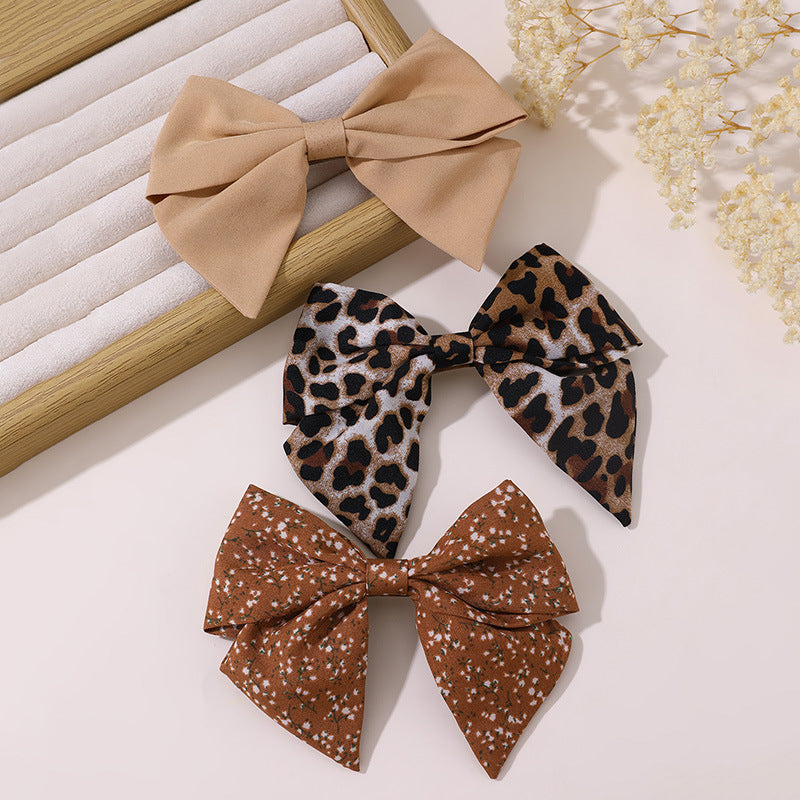 Natural Style Bow Hair Clip Set for Girls with Ruffled and Mesh Details Spring Hairpins for Braiding and Side Styling