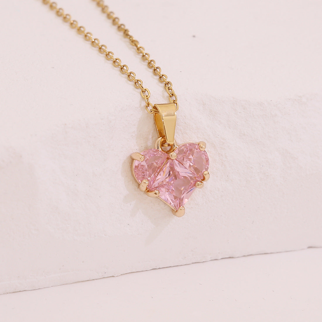Fashionable Heart-Shaped Stainless Steel Pendant Necklace with Pink Zircon Inlay for Women
