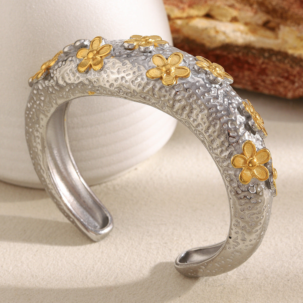 Minimalist Floral Stainless Steel Plated 18K Gold Cuff Bracelet for Women with Delicate Flower Design