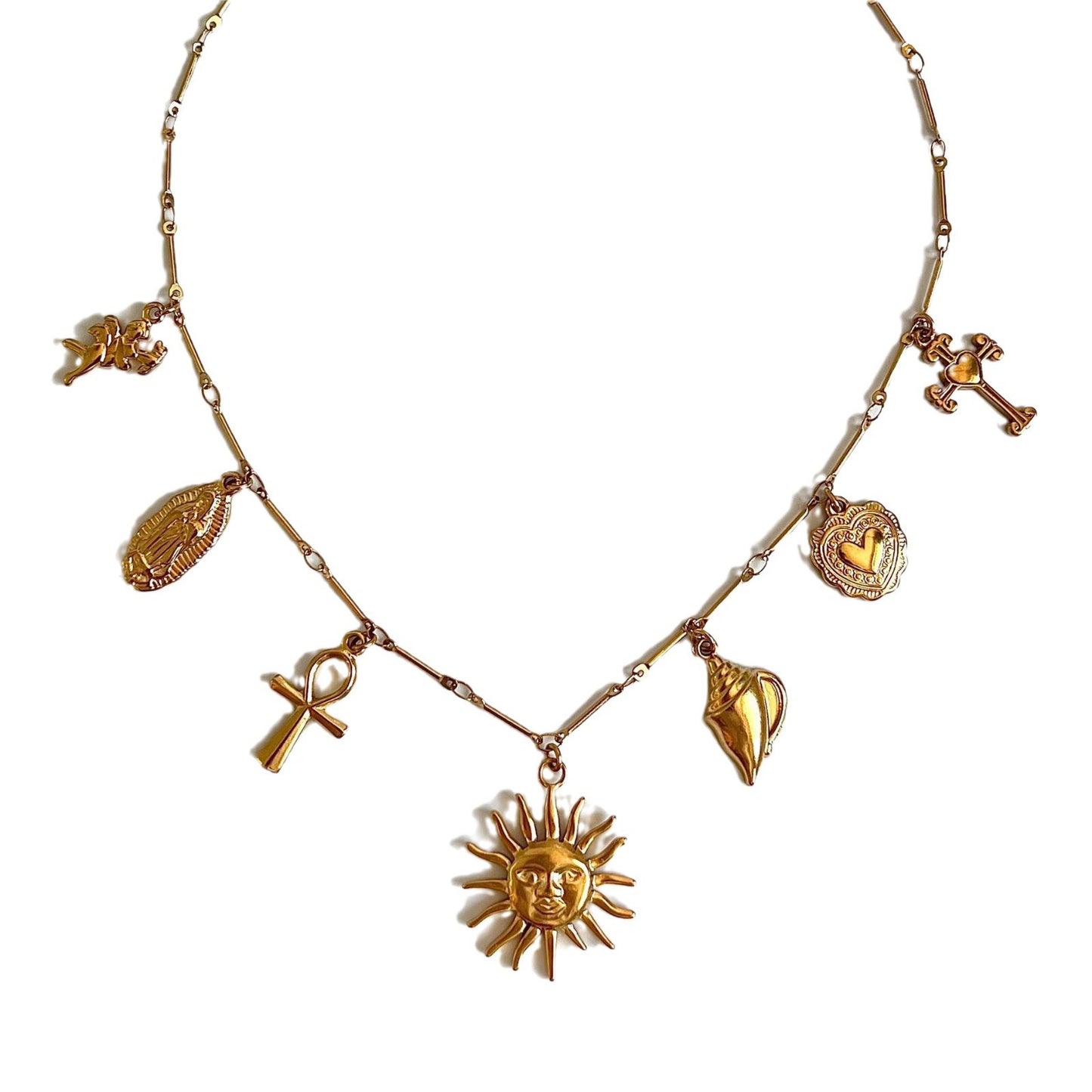 Minimalist 18K Gold Plated Titanium Steel Butterfly Charm Bar with Shell Conch Elements for Women