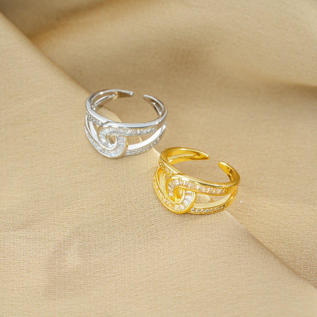 Luxury Geometric Shiny Zircon Ring in Gold-Plated Copper for Women with Adjustable Band