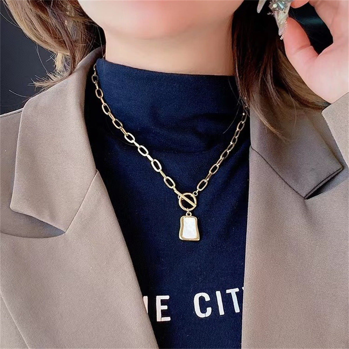 Natural Minimalist Geometric Pendant Necklace for Women in Stainless Steel with Plated Finish, Elegant Clavicle Chain