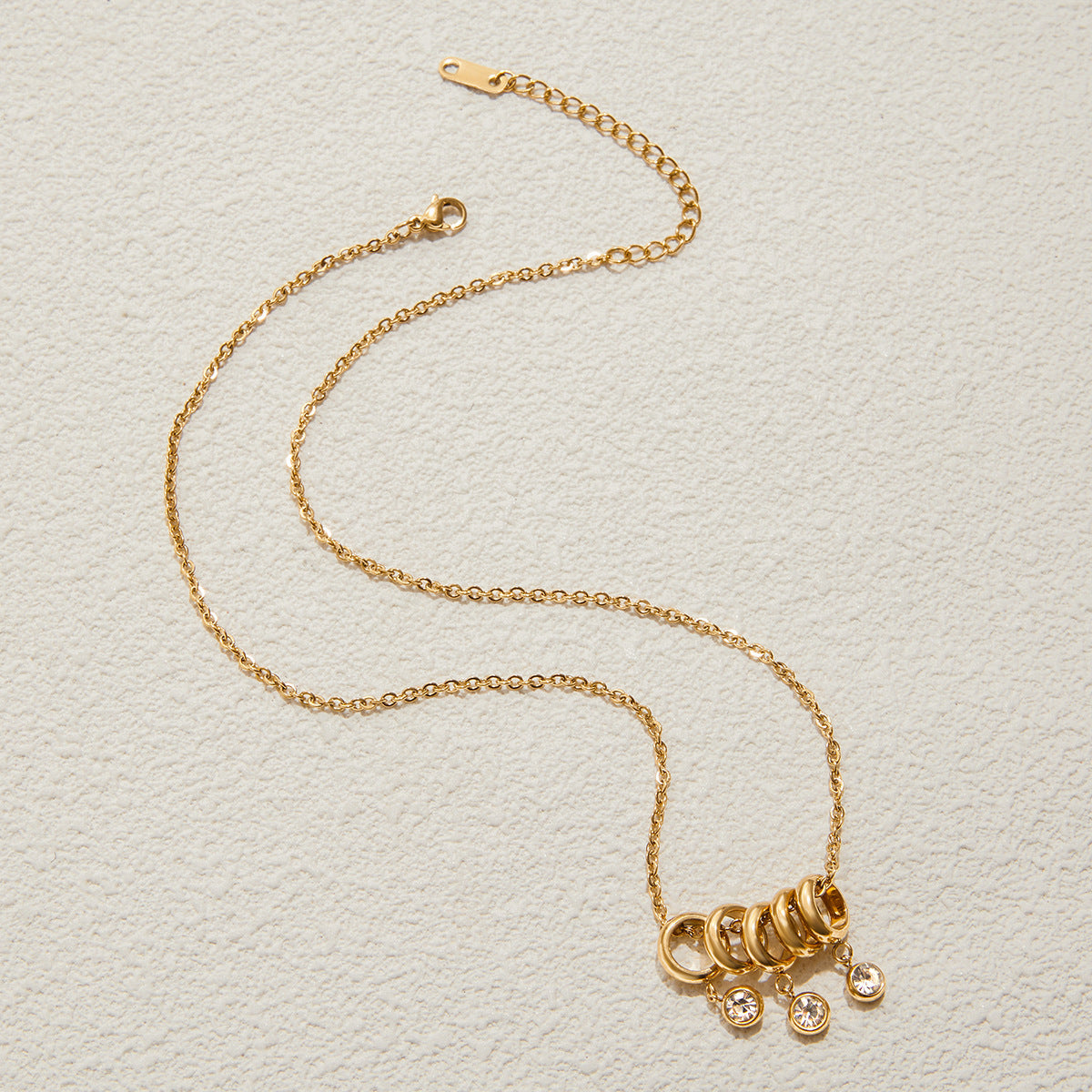 Collana da donna in acciaio inossidabile placcato oro 18 carati con strass, design geometrico alla moda