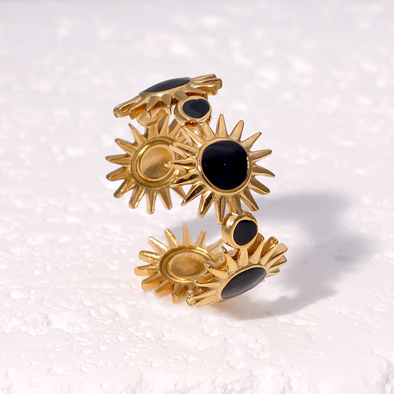 Anello Aperto Geometrico Minimalista in Acciaio Inox con Placcatura in Oro 18K da Donna, Accessorio di Moda Ispirato al Sole