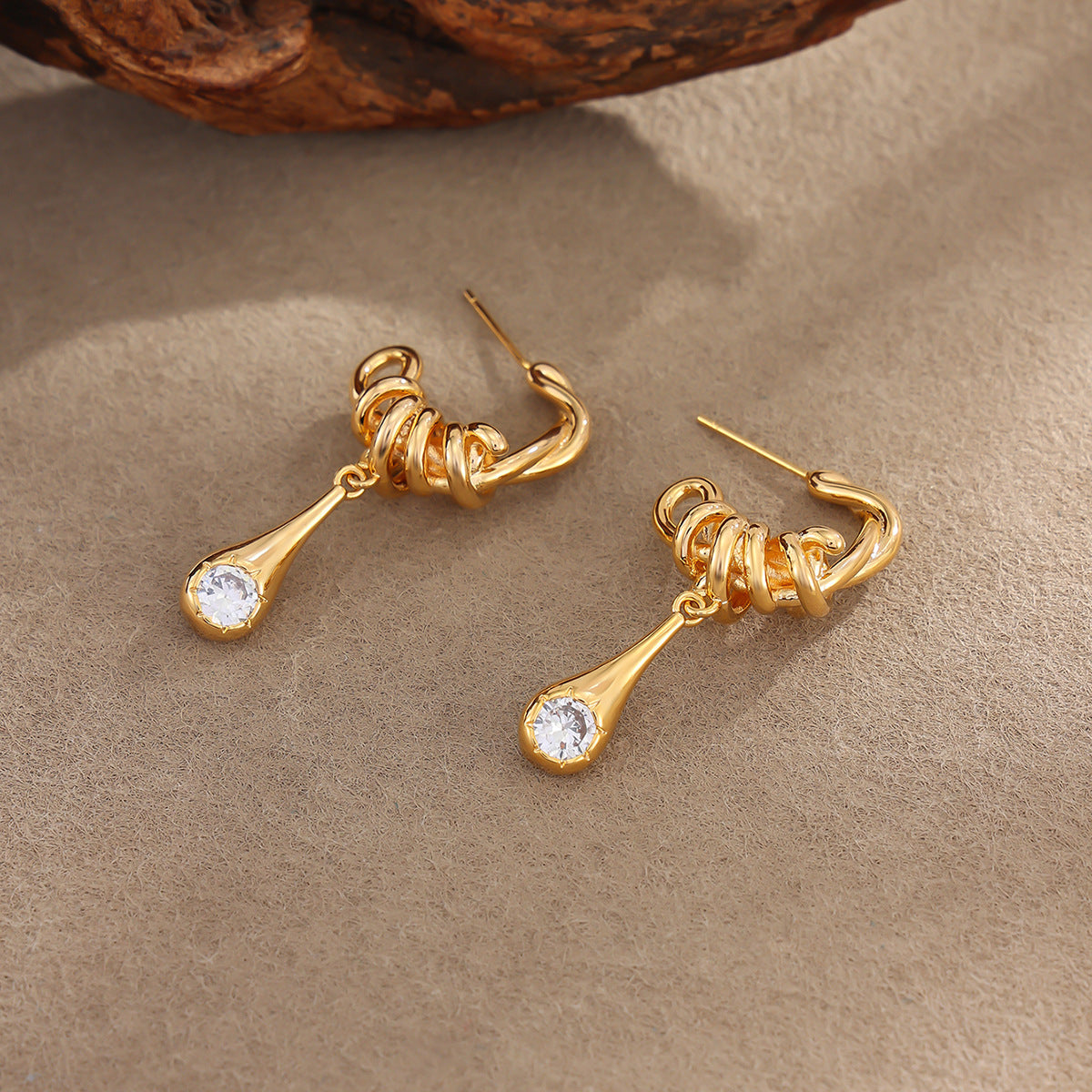 Luxury 18K Gold Plated Brass Teardrop Geometric Cubic Zirconia Earrings for Women