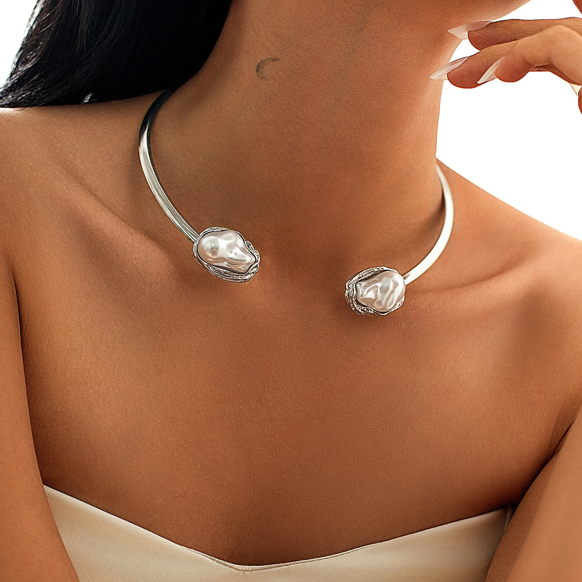 Gargantilla de Perlas para Mujer, Estilo Barroco Geométrico Vintage, con Colgante de Aleación